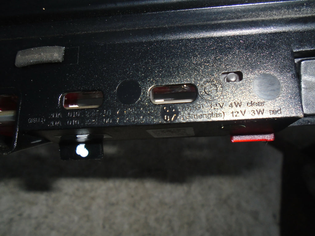BMW 5 SERIES GT F07 2016 TAILGATE THIRD BRAKE LIGHT 7236012