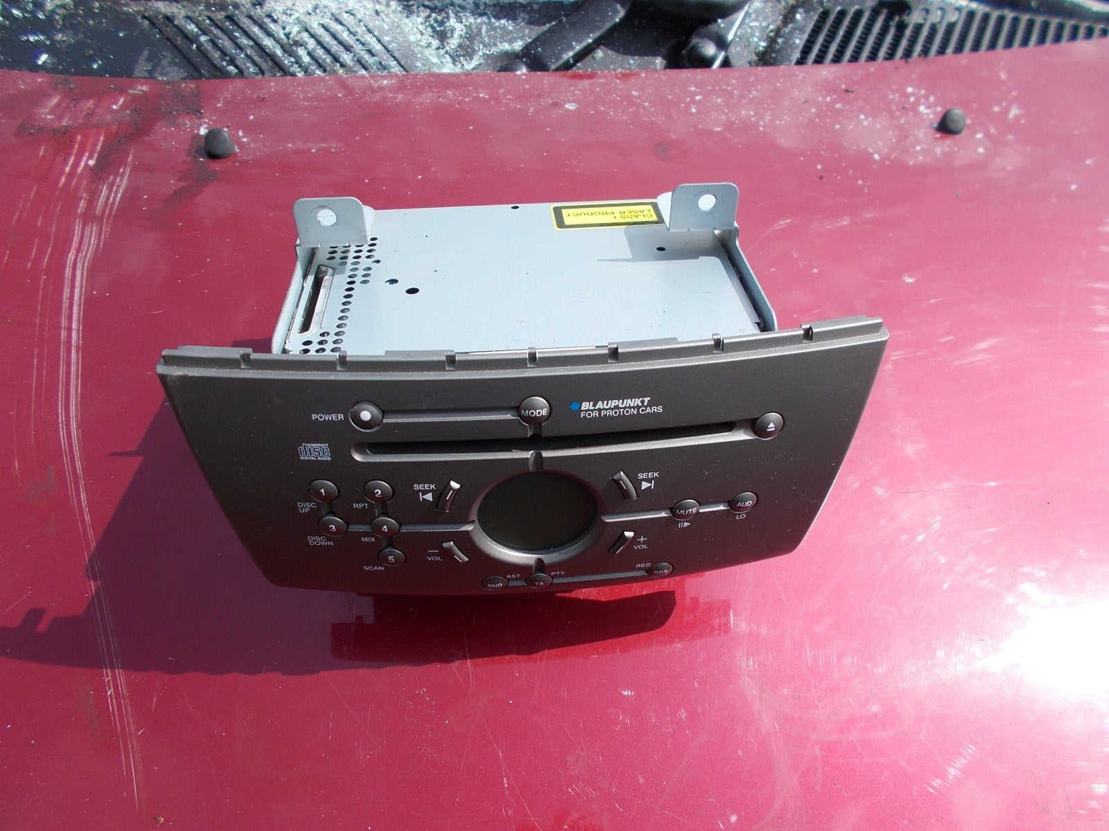 PROTON GENERATION 2 CD PLAYER RADIO STEREO PW852743-D0019