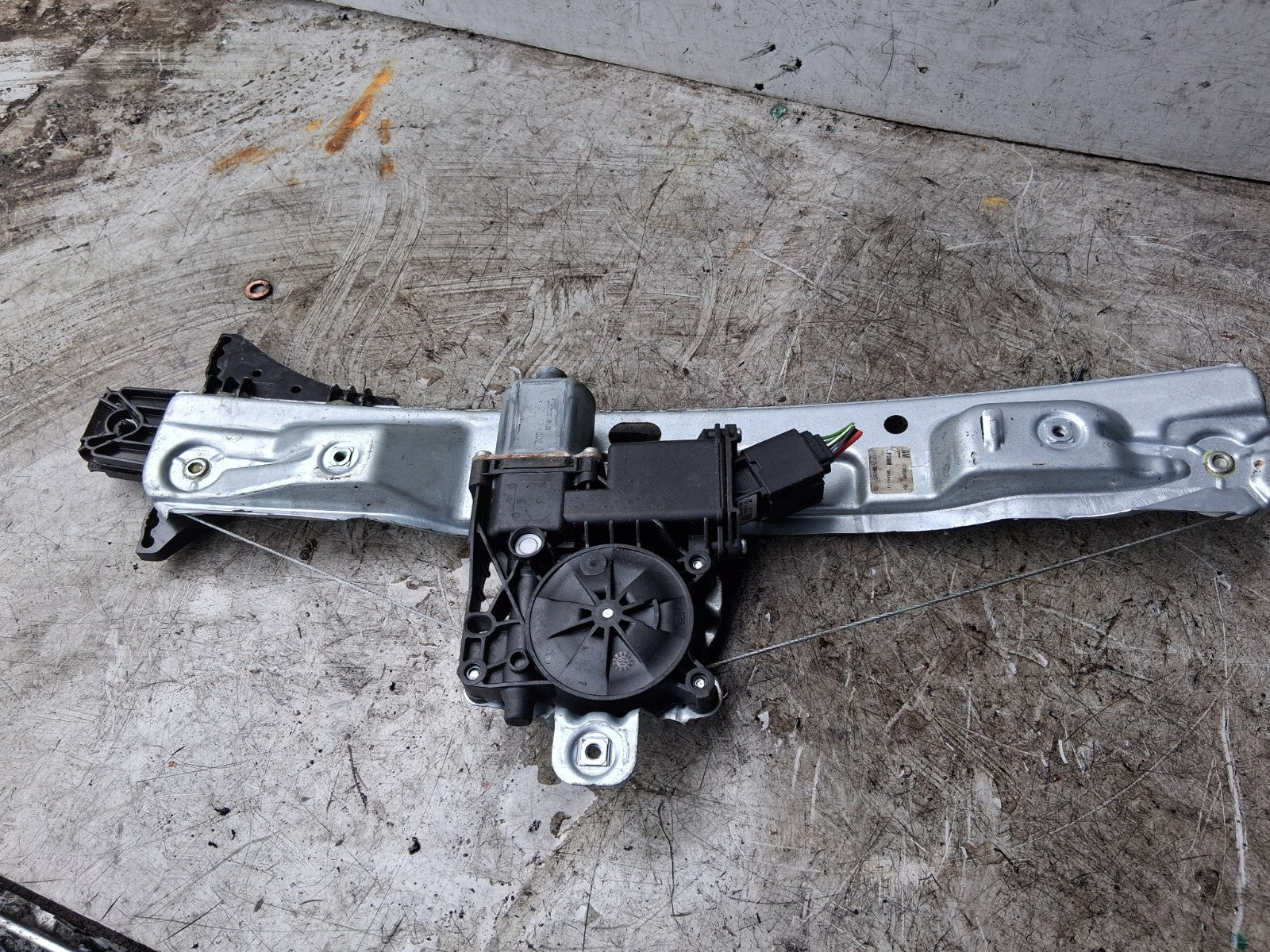 VAUXHALL INSIGNIA A MK1 OSR DRIVER SIDE REAR RIGHT WINDOW MOTOR REGULATOR