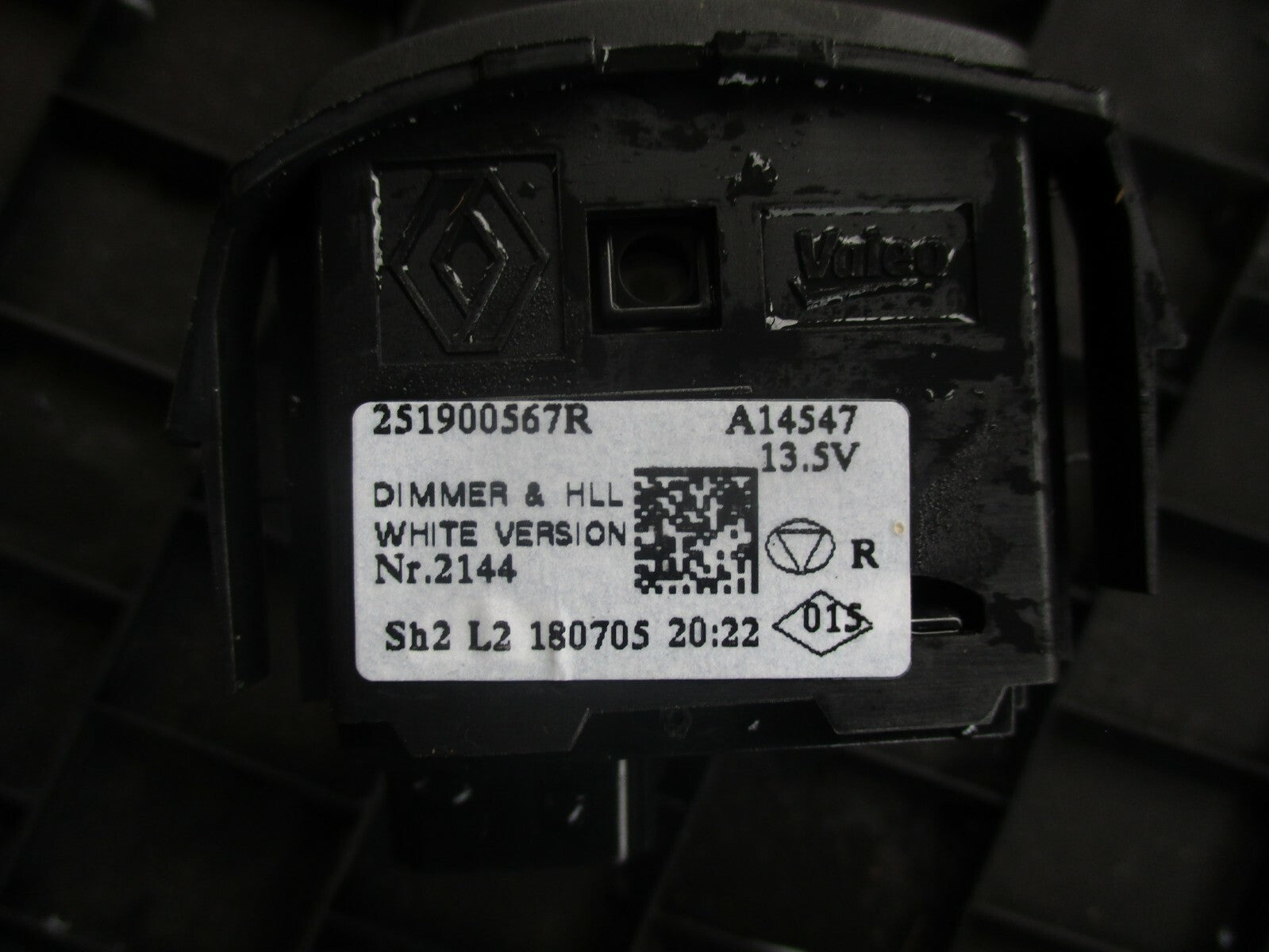RENAULT CLIO X98 MK4 HEADLIGHT ADJUST CONTROL SWITCHES & DASH TRIM 251900567R