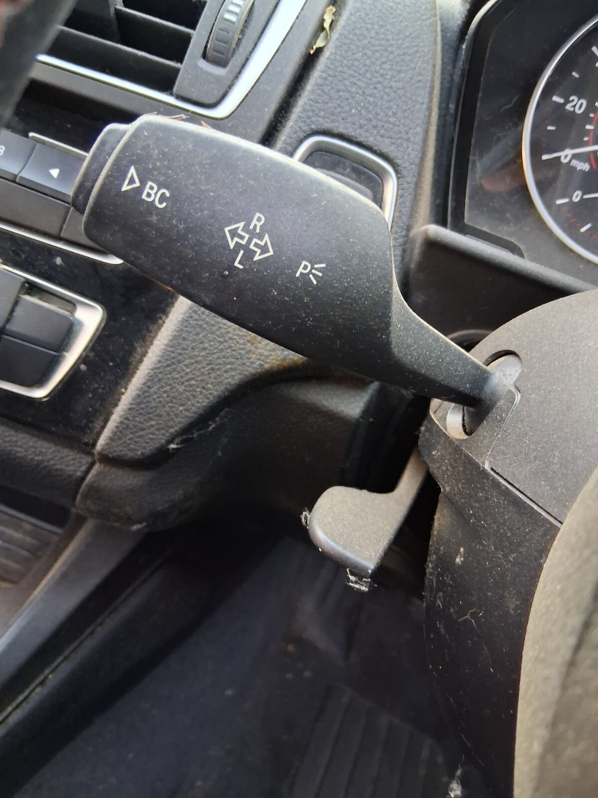 2015 BMW 1 SERIES F20 LCI INDICATOR WIPER STALK SWITCH WITH SQUIB