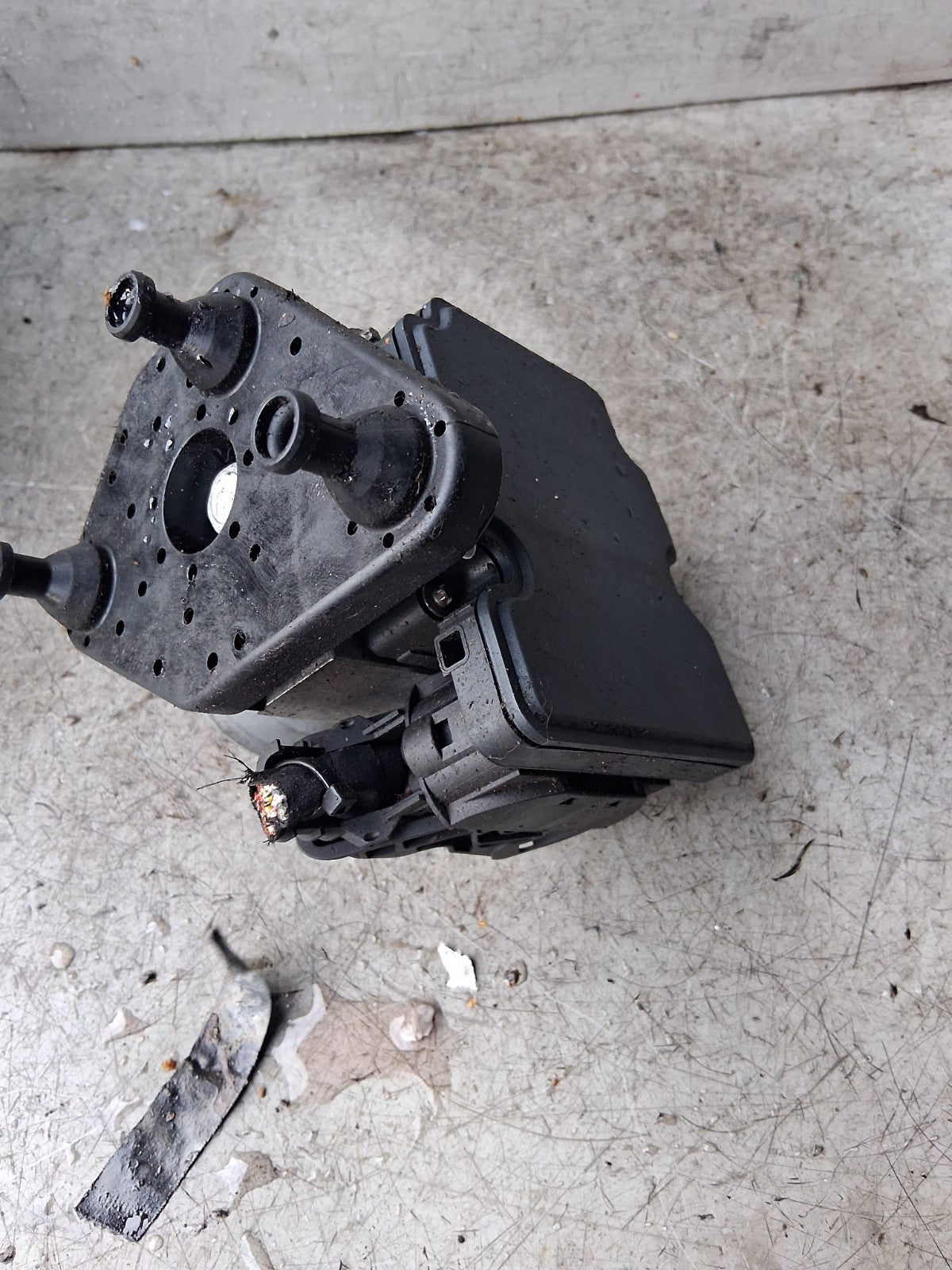 2024 MERCEDES BENZ SPRINTER ABS PUMP MODULATOR A9079007406