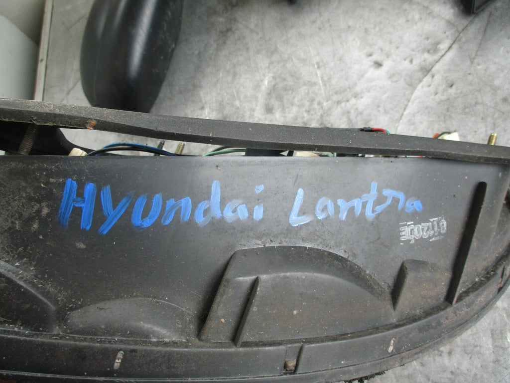 HYUNDAI LANTRA J2 (MK2) NSR PASSENGER SIDE REAR LIGHT TAIL LIGHT