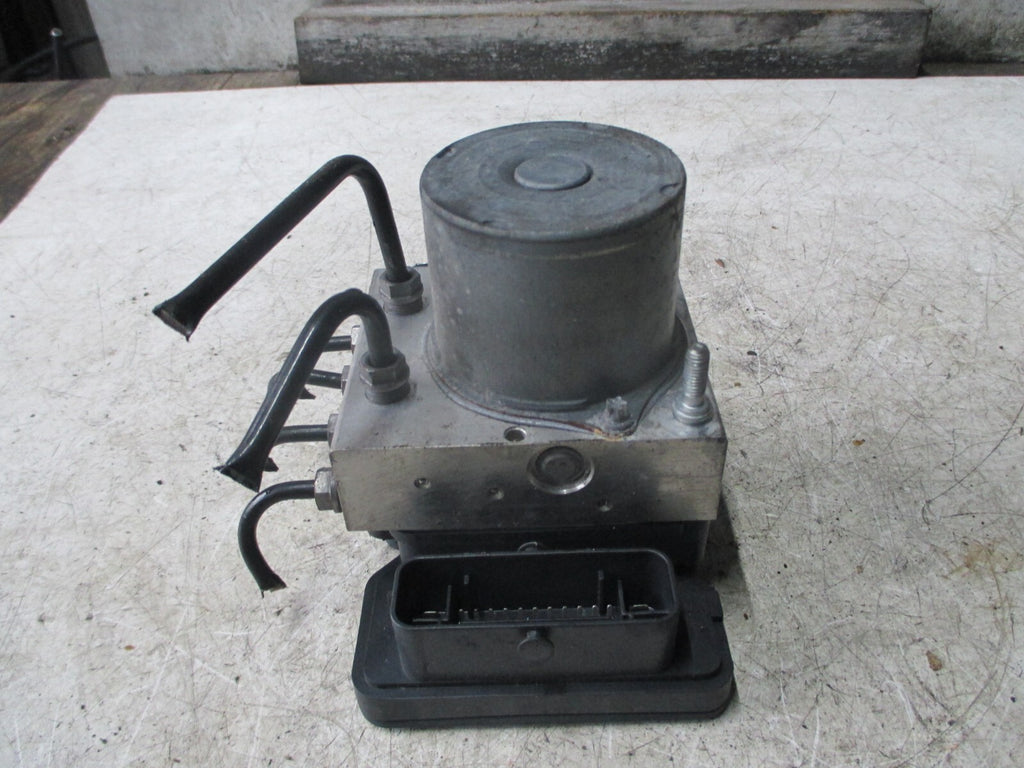 AUDI A1 2015 ABS PUMP AND MODULATOR 6C0907379L