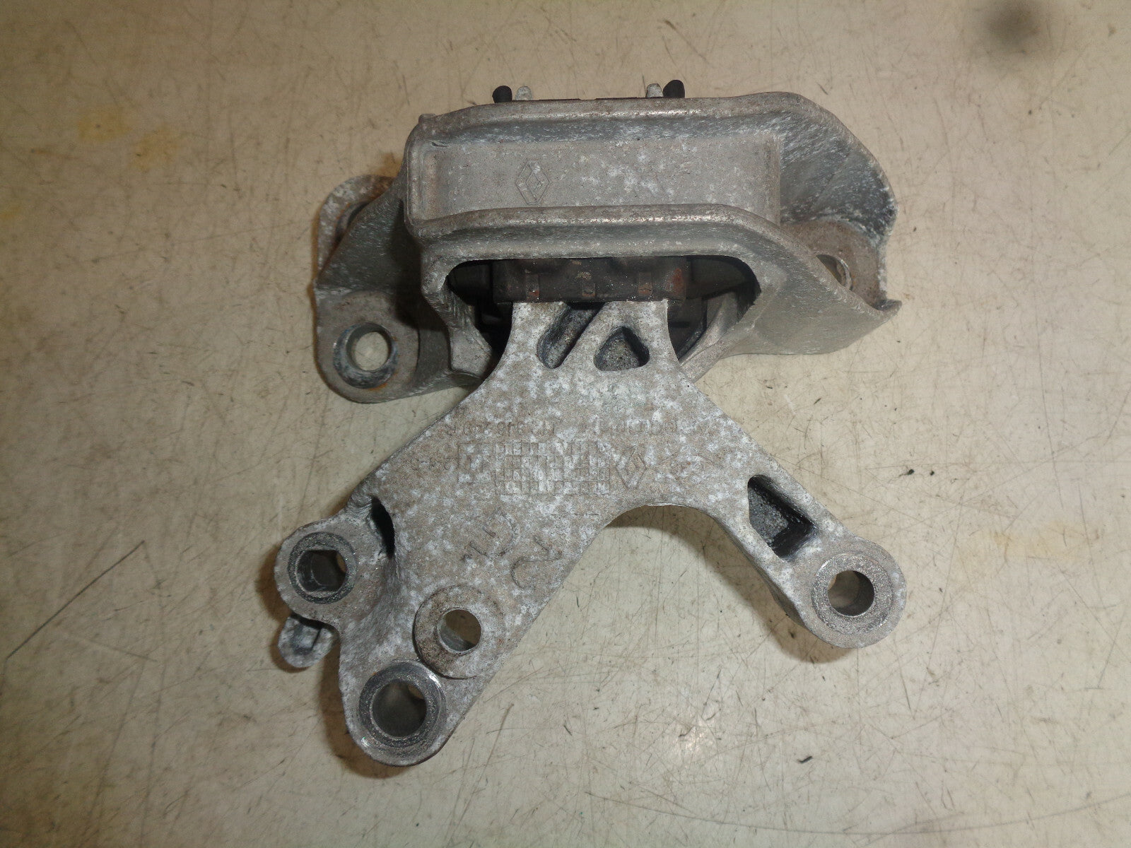 NISSAN QASHQAI J11 MK2 2019 1.2 PETROL OS DRIVER SIDE ENGINE MOUNT 112846249R