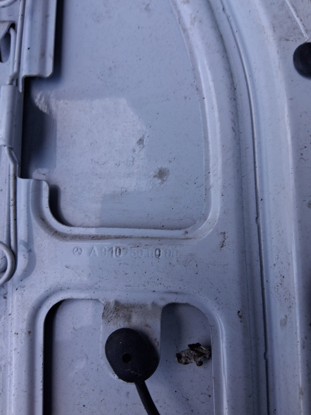 2024 MERCEDES SPRINTER FUEL FILLER CAP COVER FLAP DOOR A9107500000