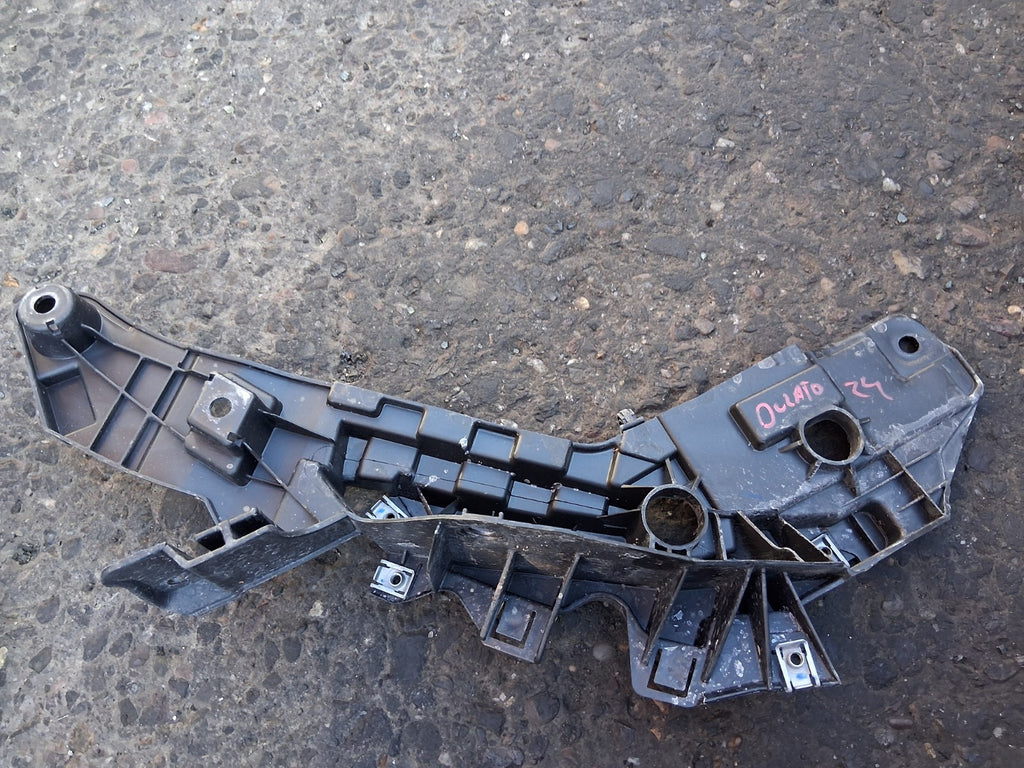 2024 FIAT DUCATO MK3 FACELIFT NSF PASSENGER SIDE HEADLIGHT BRACKET 1391283080