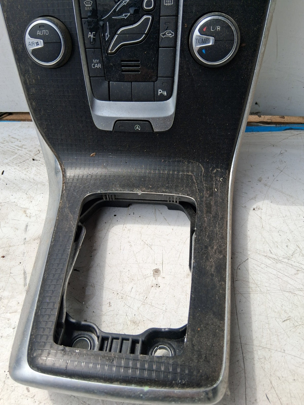 2016 VOLVO V40 HEATER AC CLIMATE CONTROL SWITCH PANEL