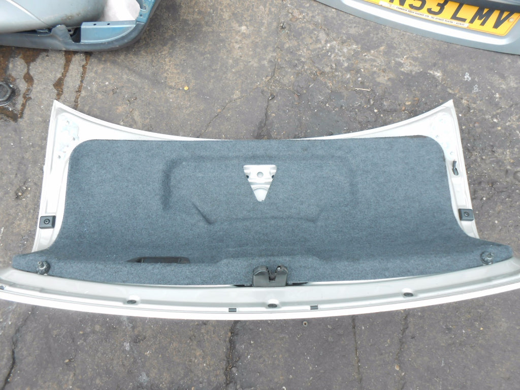 AUDI A6 2003 SALOON BOOTLID TAILGATE BEIGE
