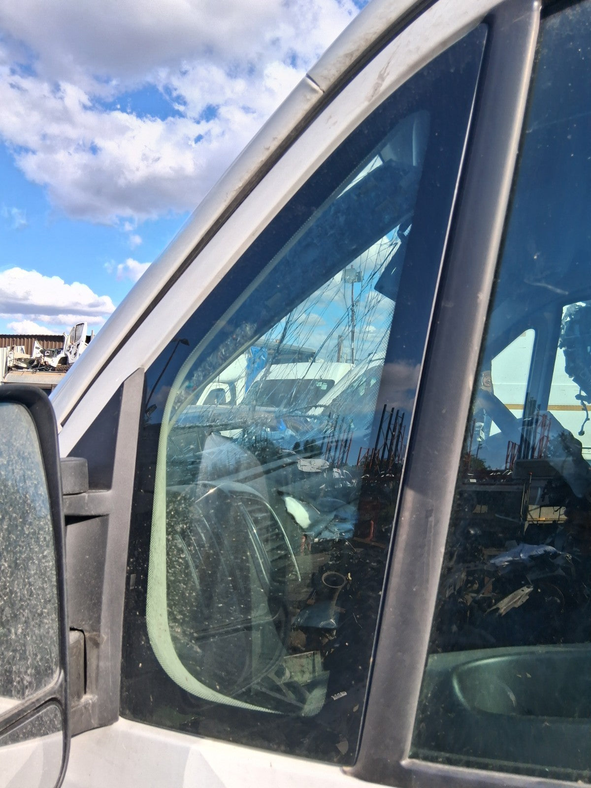 2025 CITROEN RELAY MK3 HIGH ROOF NS PASSENGER SIDE FRONT QUARTER WINDOW GLASS