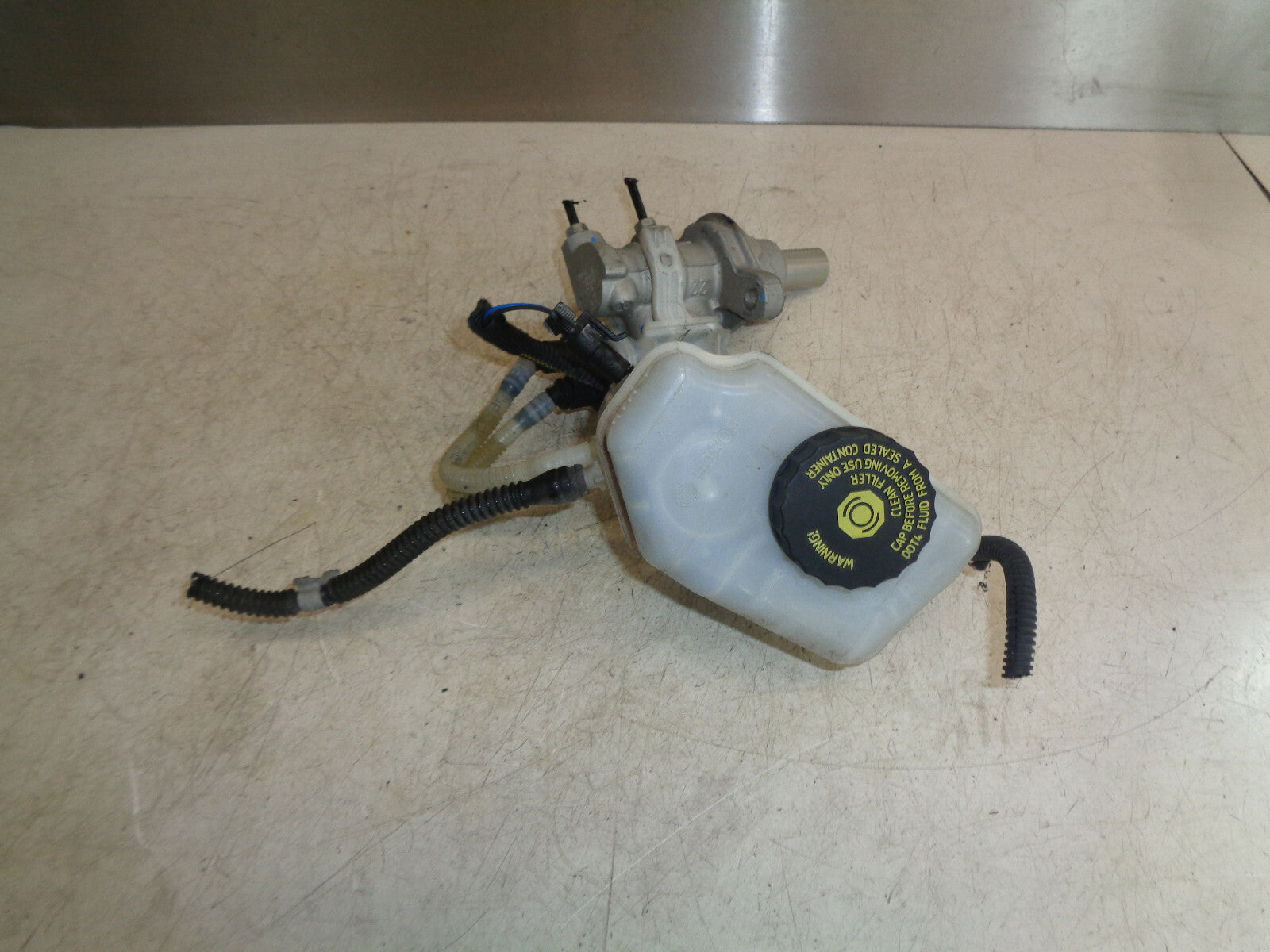 VAUXHALL CORSA D 2013 BRAKE MASTER CYLINDER RESERVOIR