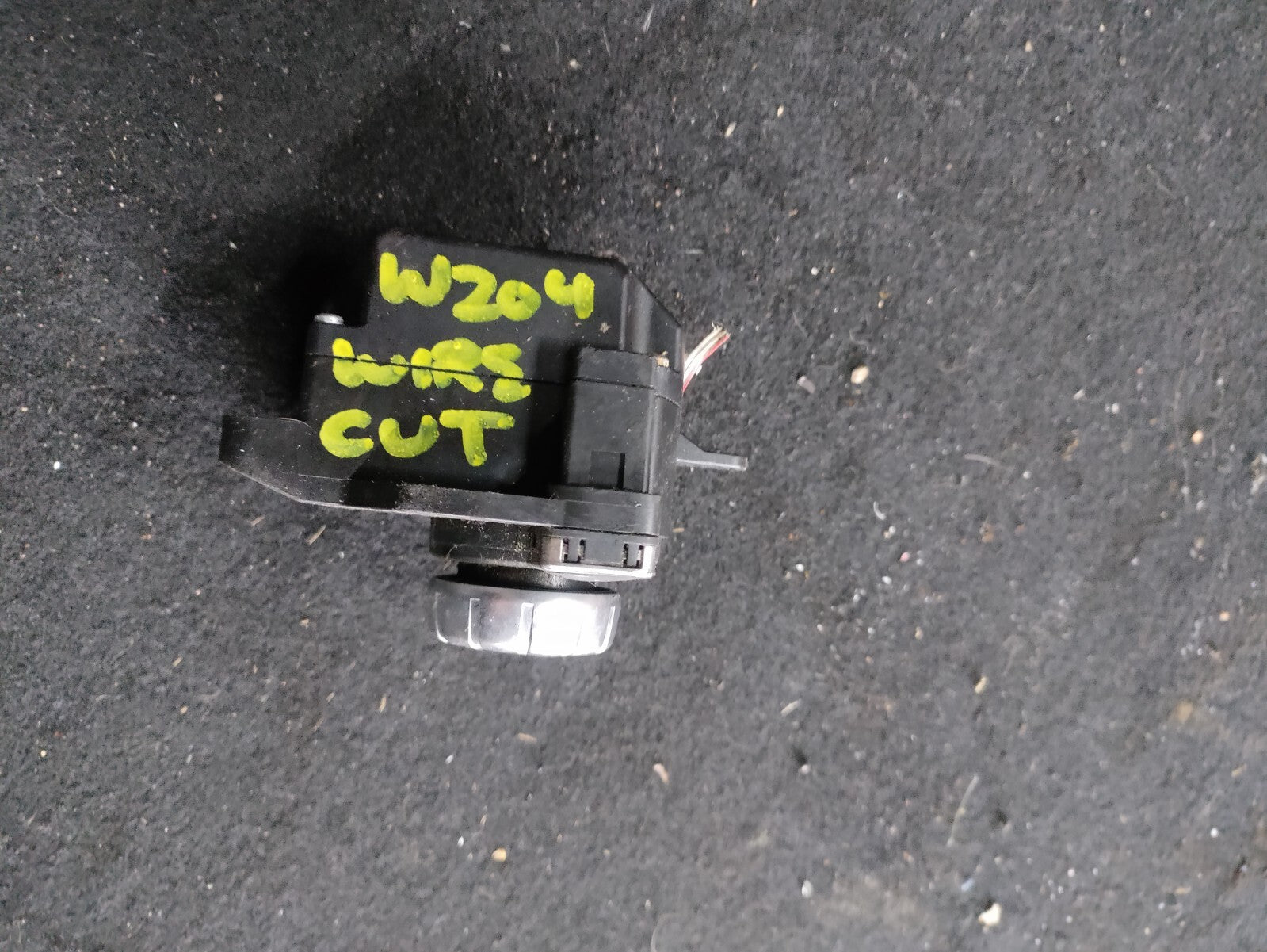 2014 MERCEDES C CLASS W204 MULTIMEDIA SAT NAV CONTROL SWITCH A2048709558