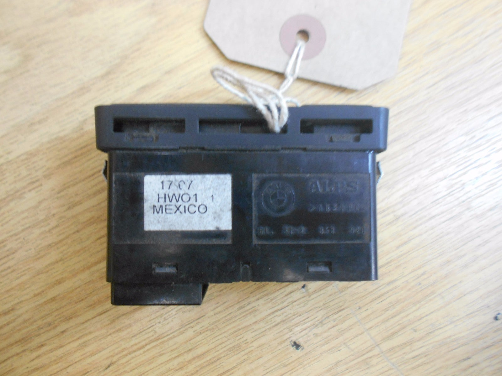 BMW Z4 E85 2004 HAZARD DOOR LOCK SWITCH UNIT 8368920