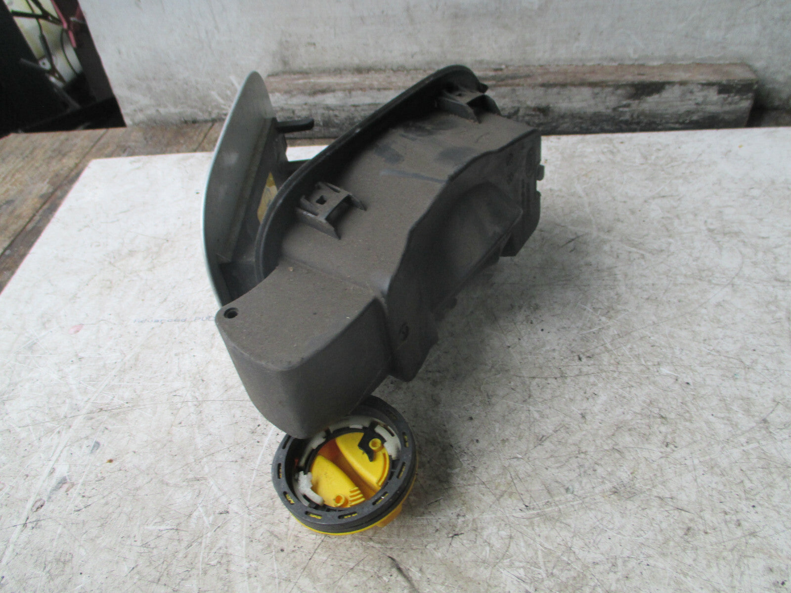 RANGE ROVER SPORT 2005 L320 FUEL FILLER FLAP ALN780050XXX
