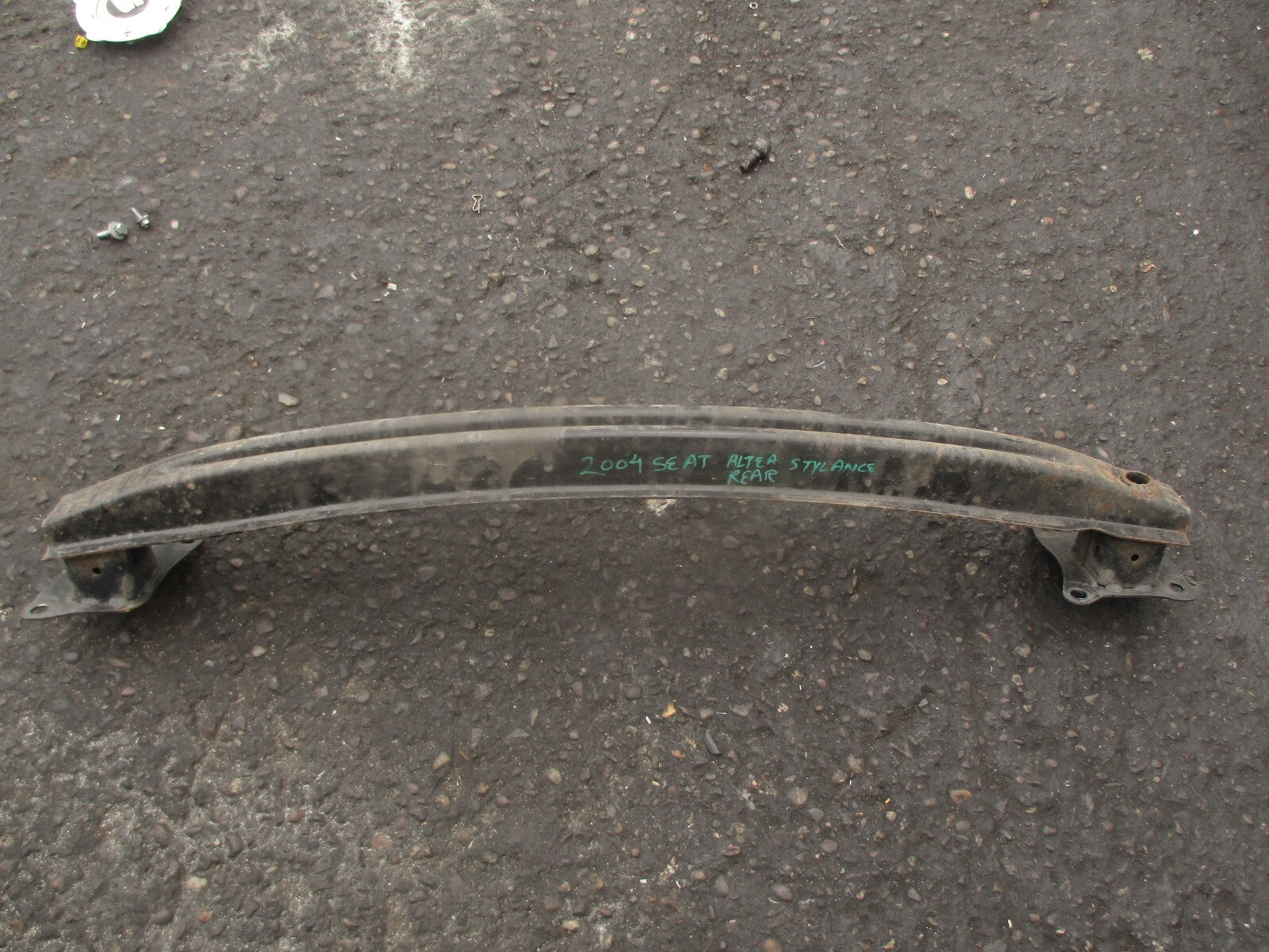 2004 SEAT ALTEA MK1 REAR BUMPER REINFORCEMENT CRASH BAR