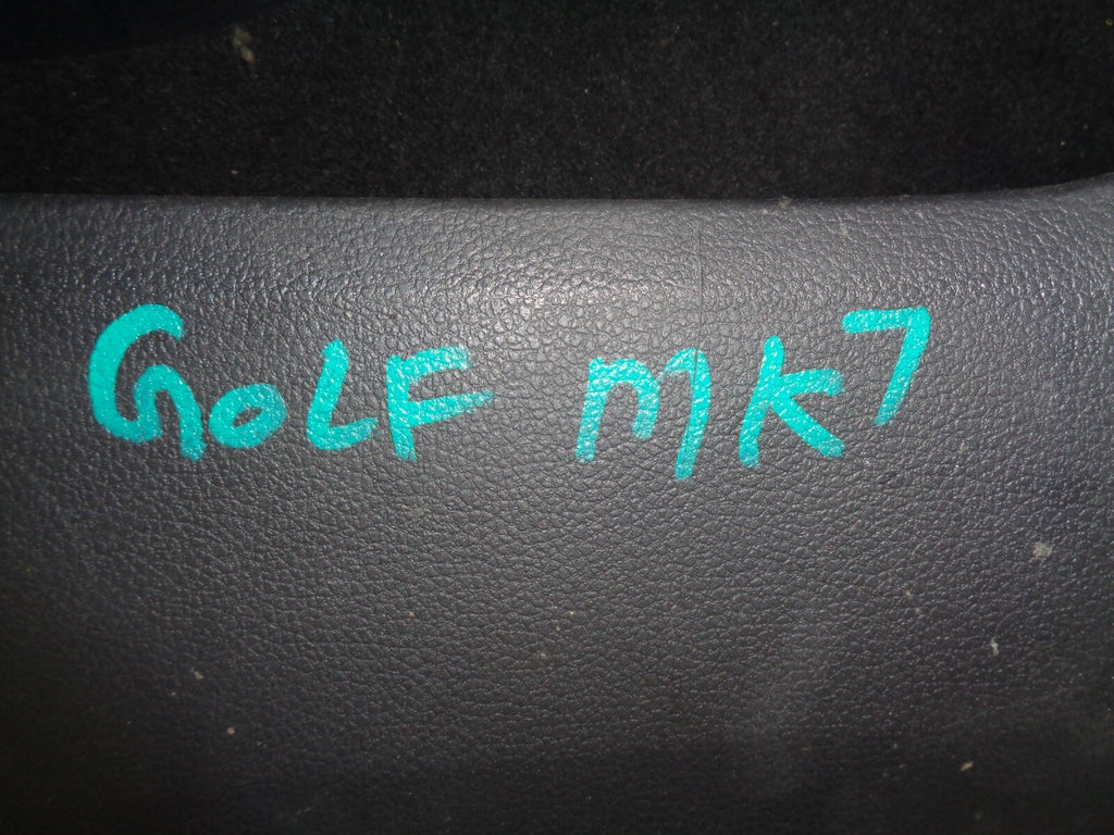 VW VOLKSWAGEN GOLF MK7 2015 5 DOOR FRONT PASSENGER SIDE DOOR CARD