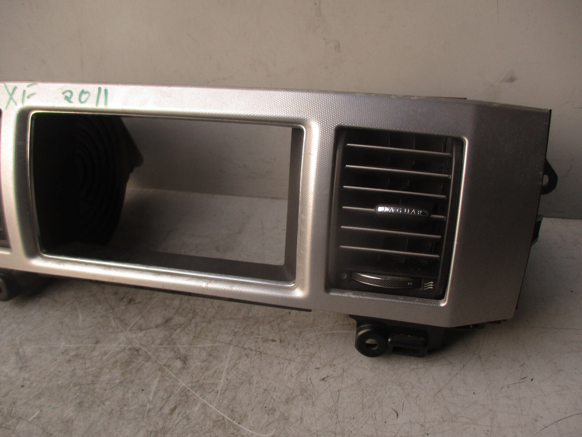 2011 JAGUAR XF X250 FRONT DASHBOARD DOUBLE AIR VENT & SURROUND TRIM CX23045C34BA