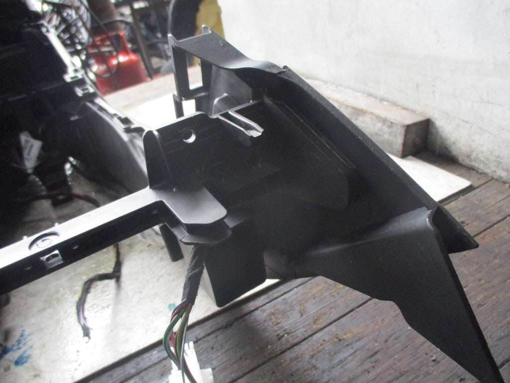 MERCEDES CLA C117 2018 CENTER CONSOLE LEATHER ARM REST A1766804101