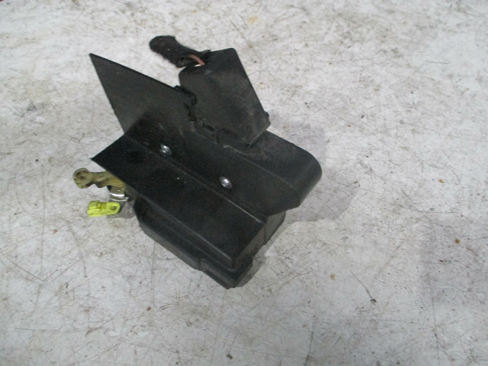 DACIA SANDERO 2015 MK2 NSF PASSENGER SIDE FRONT DOOR LOCK MECHANISM