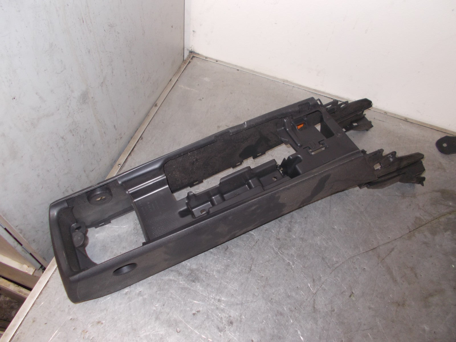FORD FIESTA 2015 MK7 MK8 CENTRE CONSOLE PANEL BA61A045B54