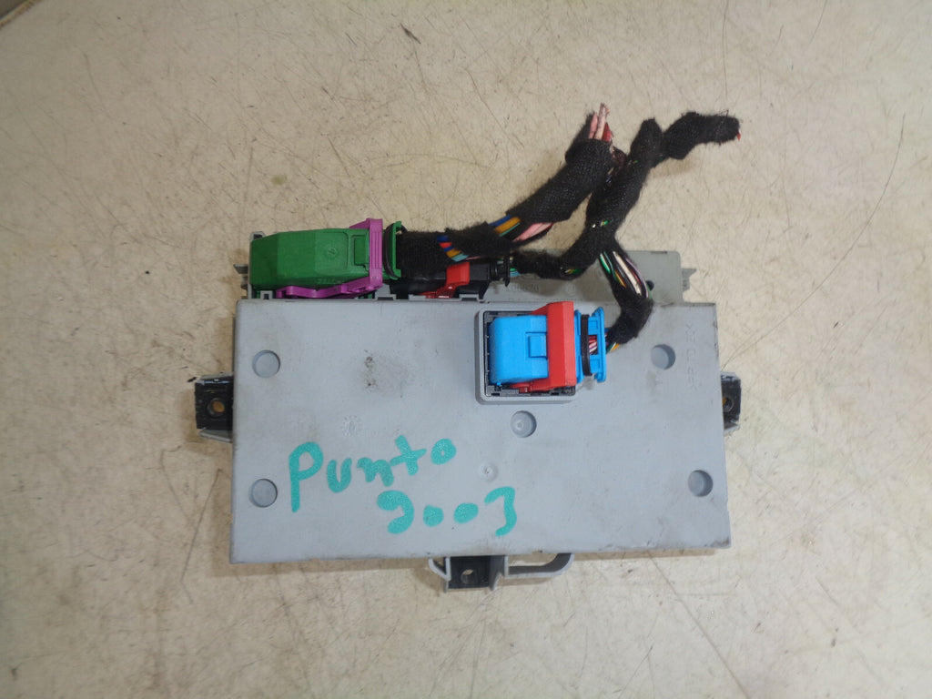 FIAT PUNTO MK2 2003 1.2 PETROL DELPHI FUSE BOX 51735170