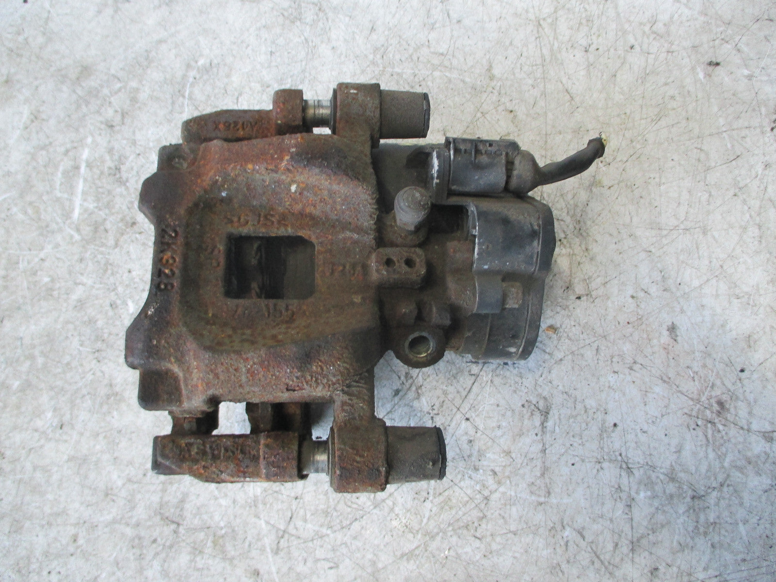 JAGUAR XE 2019 NSR PASSENGER SIDE REAR BRAKE CALIPER FK722K328BD