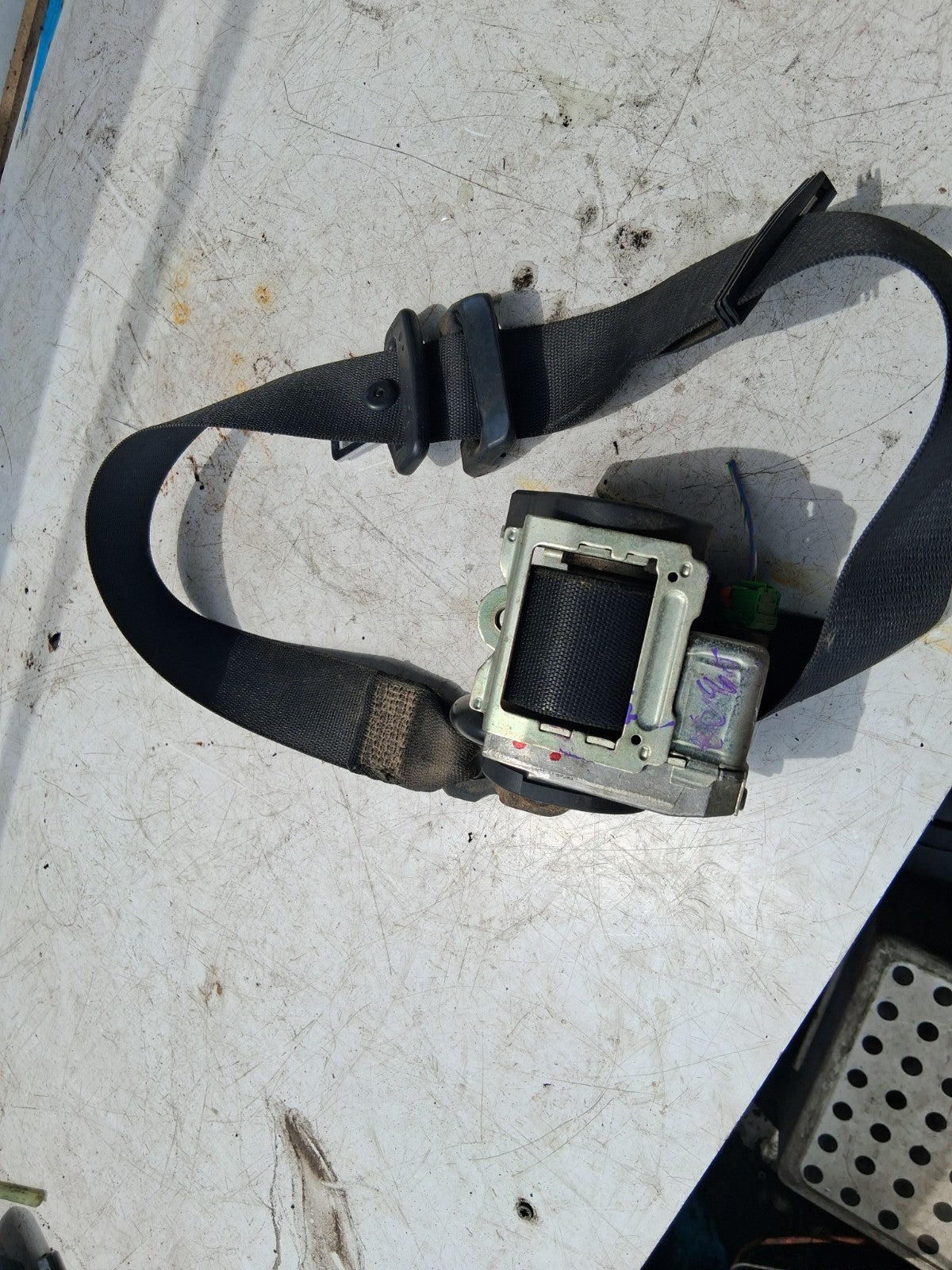 2010 MERCEDES BENZ SPRINTER W906 NSF PASSENGER SIDE FRONT LEFT SEAT BELT