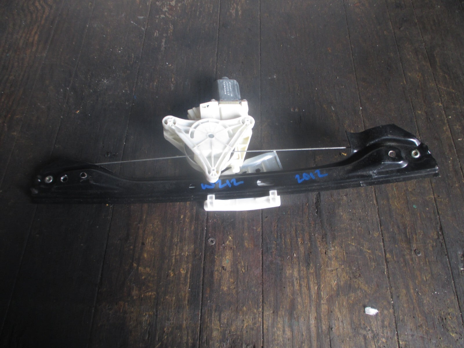 MERCEDES C CLASS W212 OSR DRIVER SIDE REAR WINDOW REGULATOR & MOTOR A2048200642