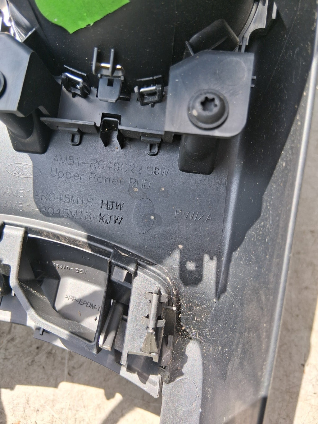 2013 FORD KUGA MK2 CENTRE CONSOLE SURROUND TRIM WITH POWER SOCKET CV44S045M18