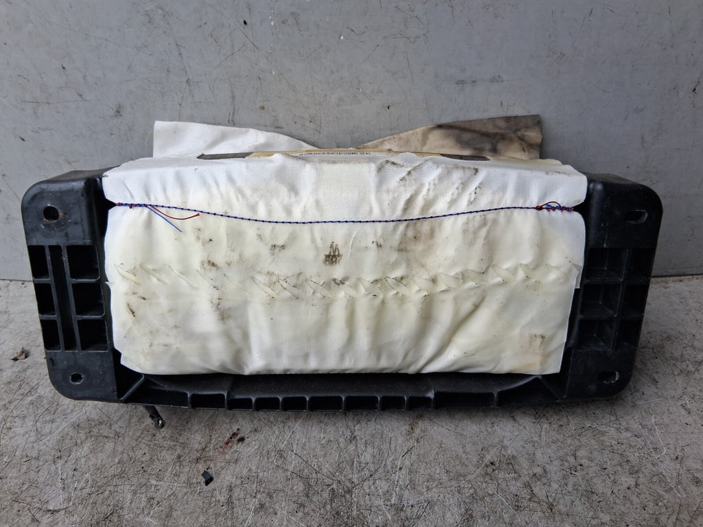 MERCEDES BENZ 2017 A CLASS W176 NSF PASSENGER SIDE DASHBOARD AIRBAG 618237602