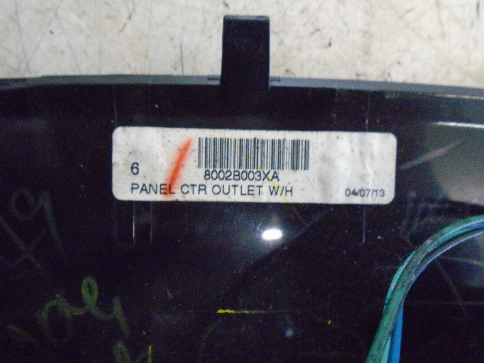 MITSUBISHI MIRAGE 2015 CENTRE DASH AIR VENT 8002B003XA