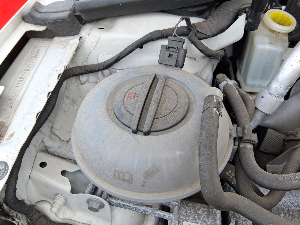 2016 VOLKSWAGEN GOLF MK7 1.0 PETROL COOLANT WATER EXPANSION TANK RESERVOIR