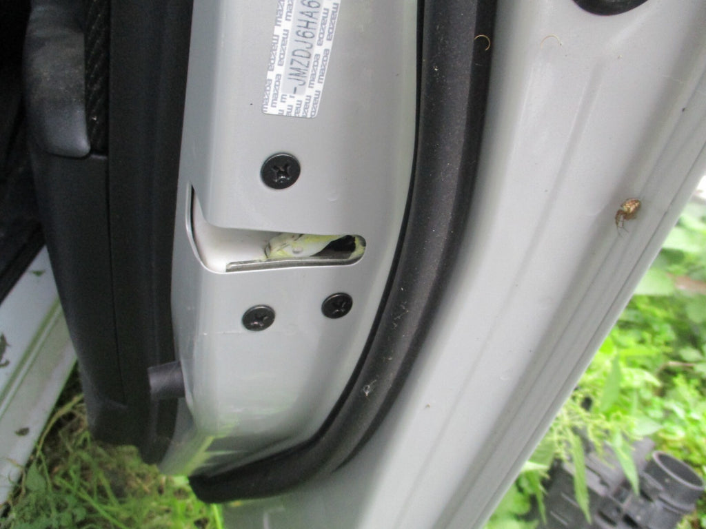 2023 MAZDA 2 MK3 DJ OSF DRIVER SIDE FRONT DOOR LOCK MECHANISM