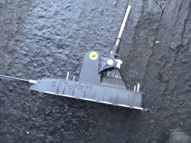 VW VOLKSWAGEN GOLF MK7 2018 MANUAL GEARSTICK WITH LINKAGES 5Q0711049AP