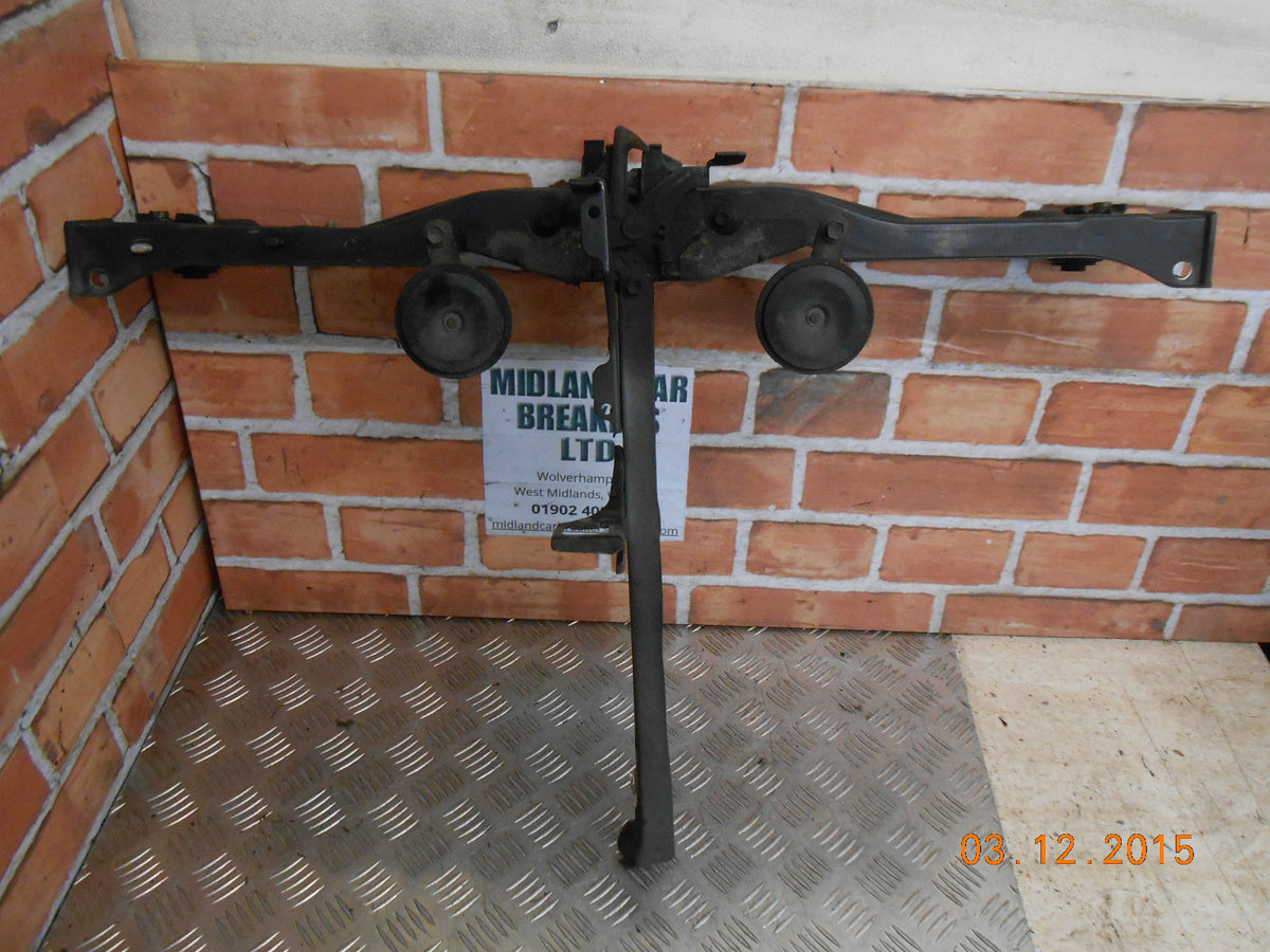 TOYOTA AVENSIS 2003 T25 HATCHBACK FRONT SLAM PANEL SUPPORT BRACE BONNET CATCH