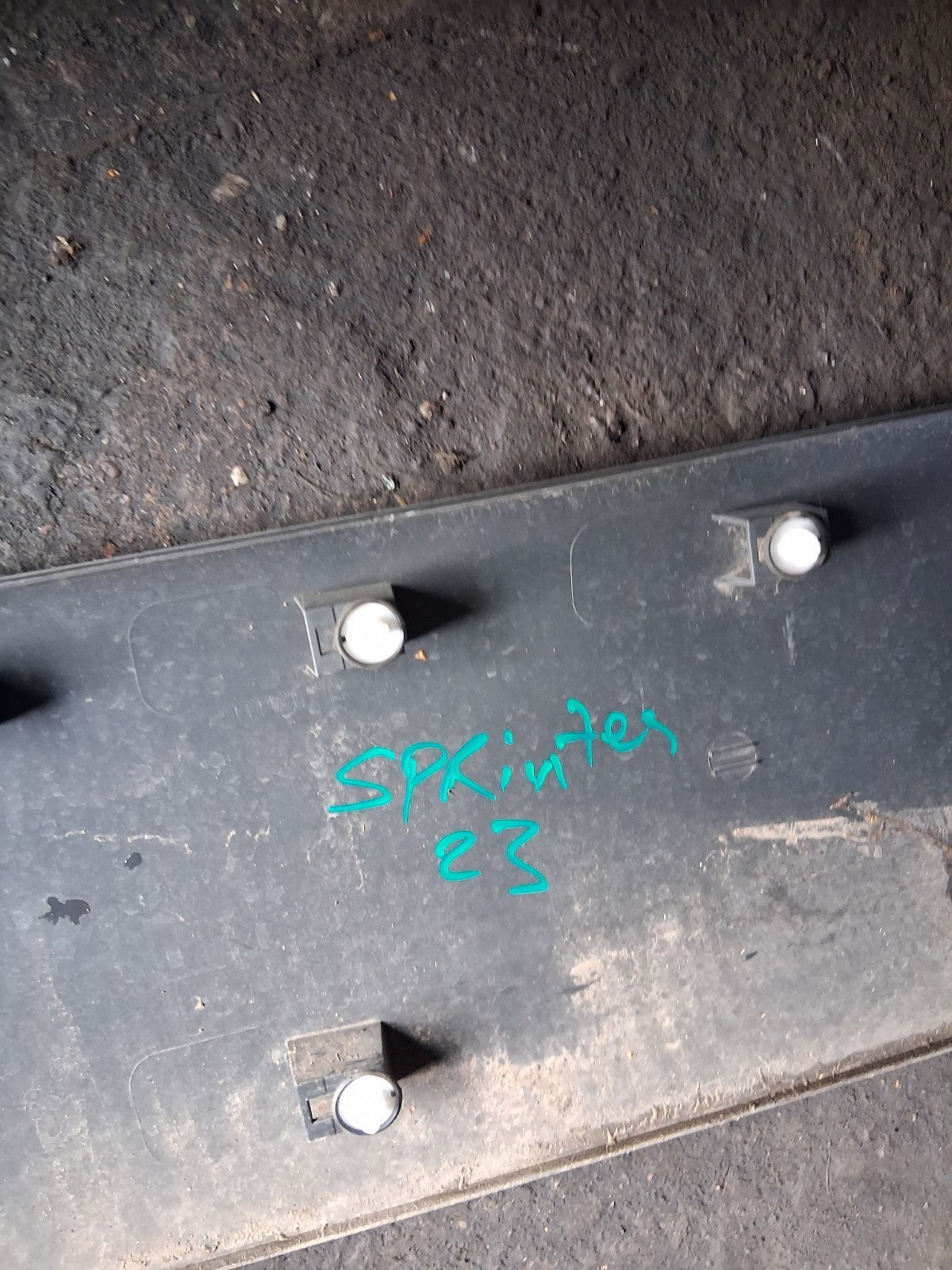 2023 MERCEDES SPRINTER W907 OS DRIVER SIDE MOULDING COVER TRIM A9106906800