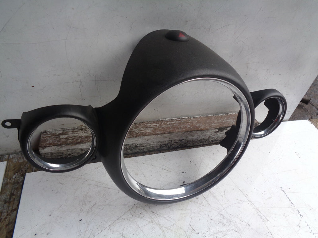 BMW MINI R52 2006 COOPER S 2006 1.6 SPEEDOMETER SURROUND TRIM rg 24051 404