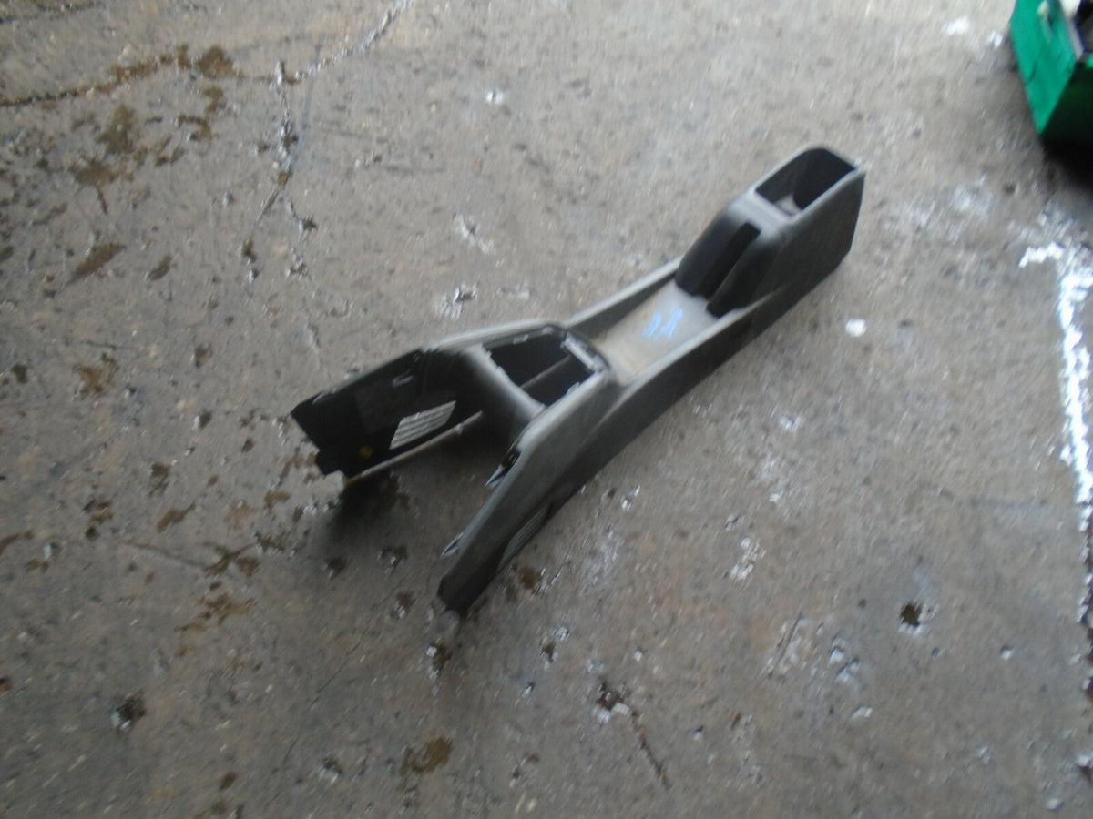 PEUGEOT 208 2014 CENTRE CONSOLE GEAR STICK SURROUND CUP HOLDER 9672829777