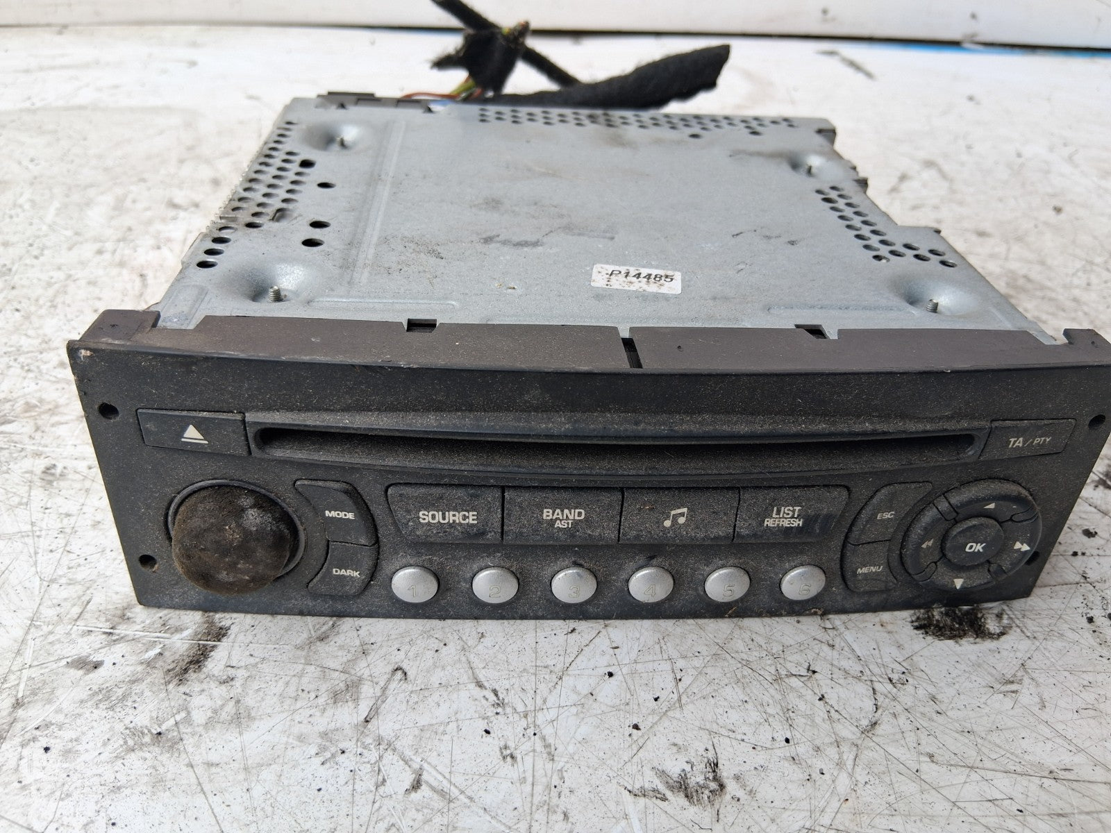 2010 PEUGEOT 207 STEREO CD PLAYER RADIO HEAD UNIT 96662669XT