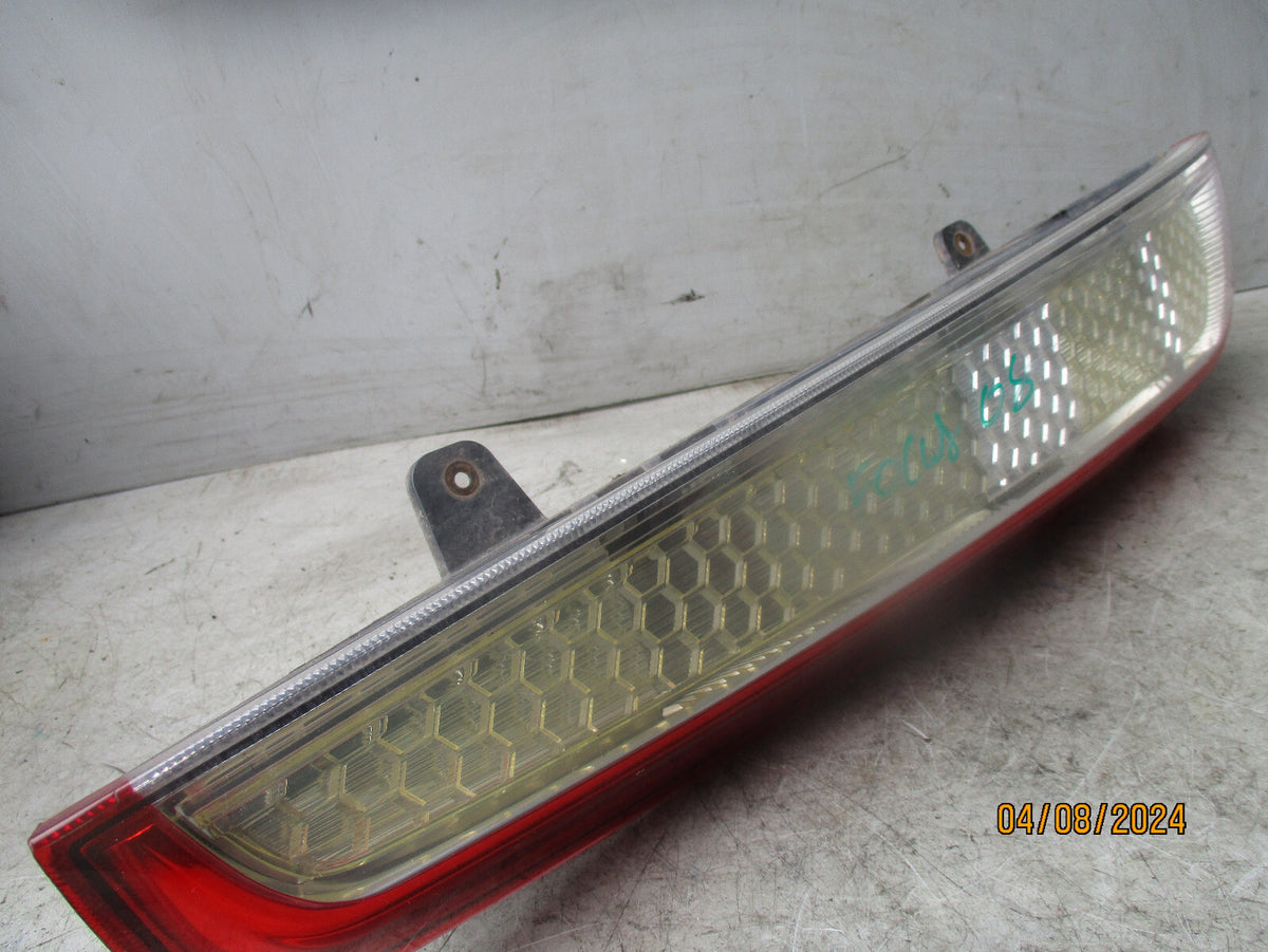 2008 FORD FOCUS MK2 NSR PASSENGER SIDE REAR LIGHT 8M5113405C