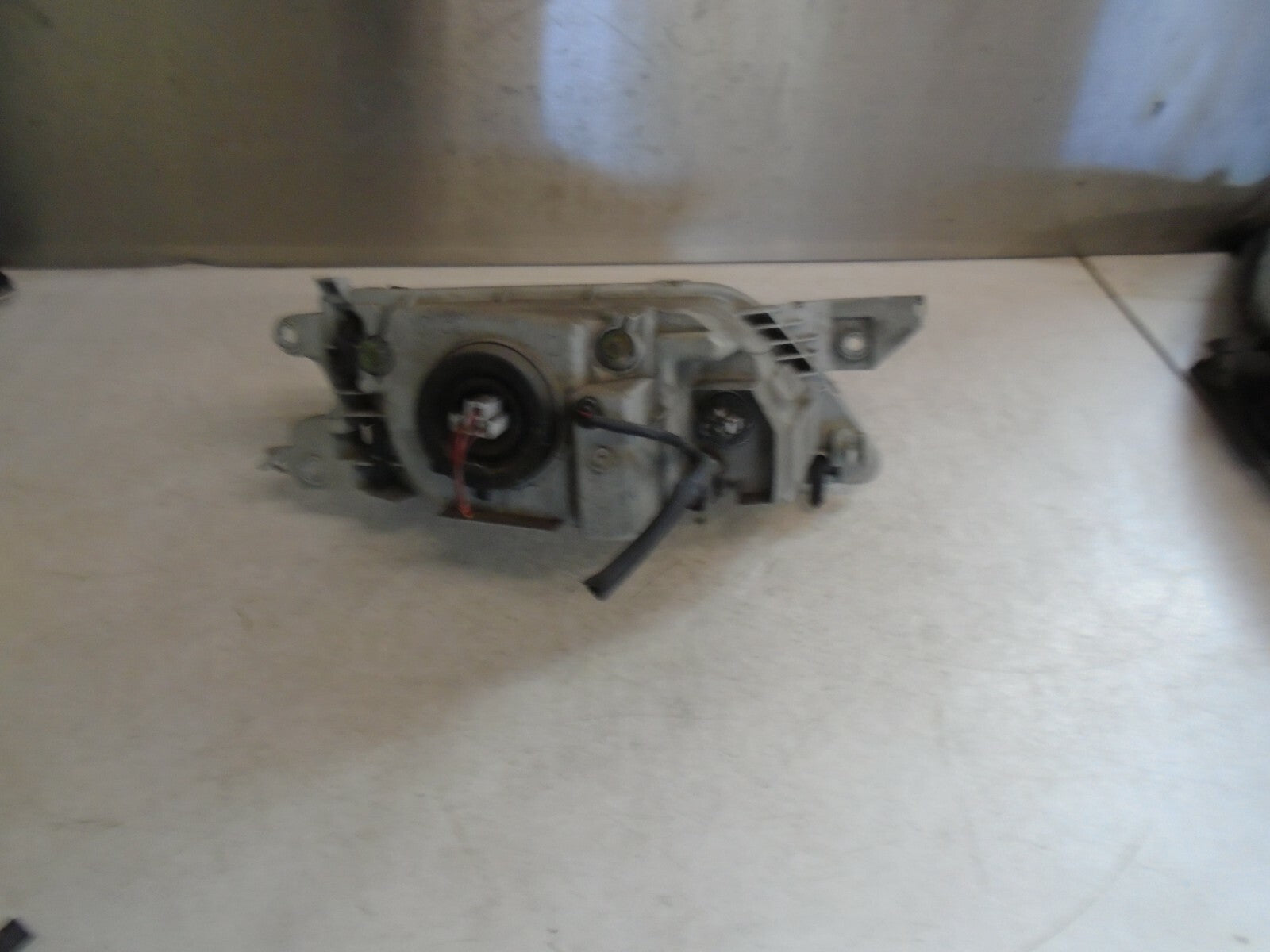 MAZDA PREMACY 2003 MK1 NS FRONT PASSENGER SIDE HEADLIGHT HEADLAMP