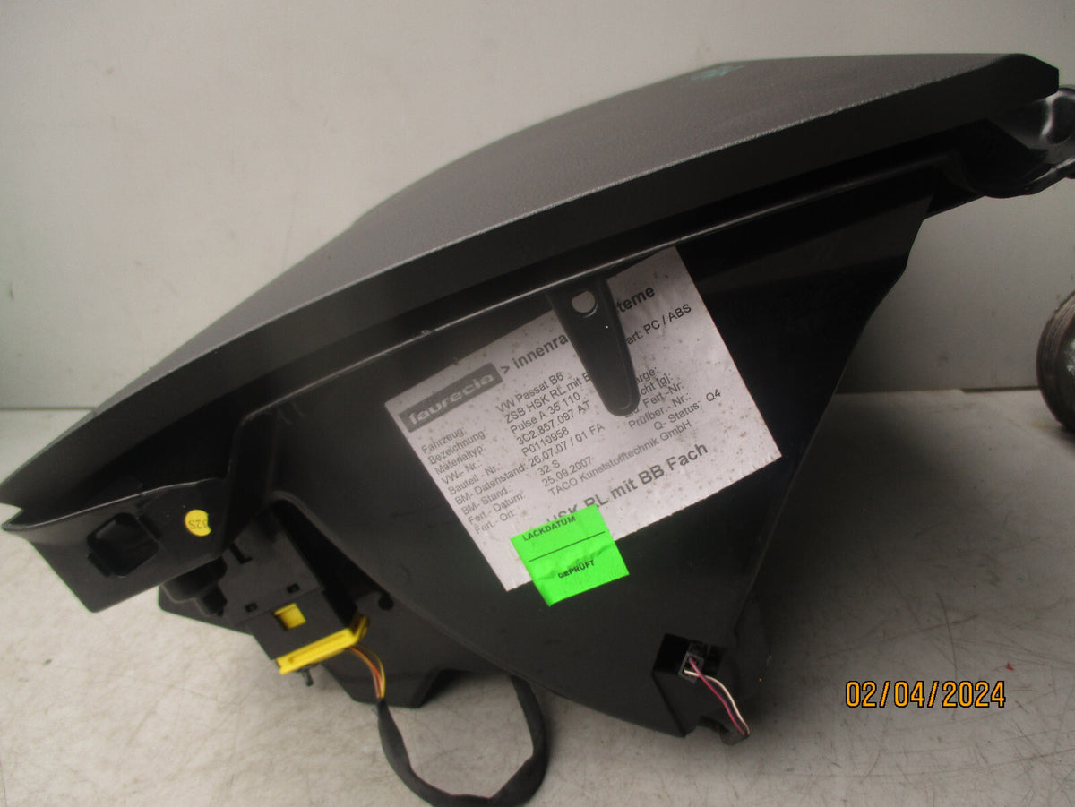 2008 VOLKSWAGEN PASSAT GLOVE BOX STORAGE COMPARTMENT 3C2857114