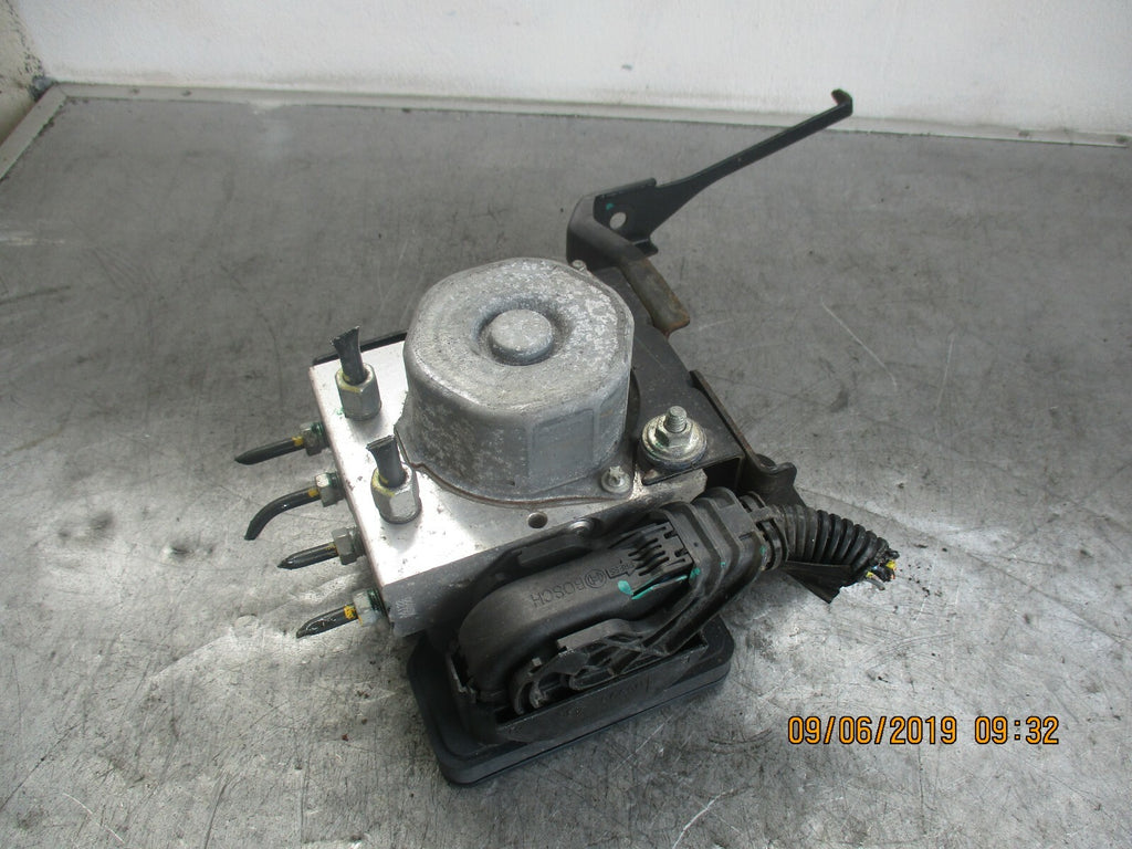 NISSAN MICRA K13 (MK4) ABS PUMP & CONTROL MODULE 476603HN5