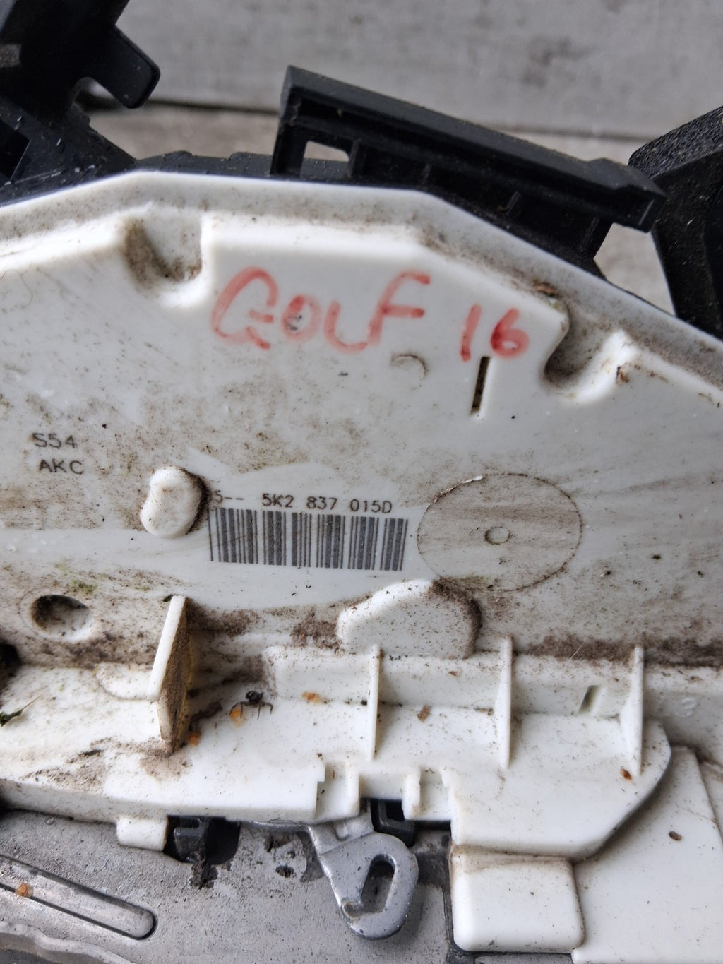 2016 VOLKSWAGEN GOLF DOOR LOCK MECH 5K2837015D