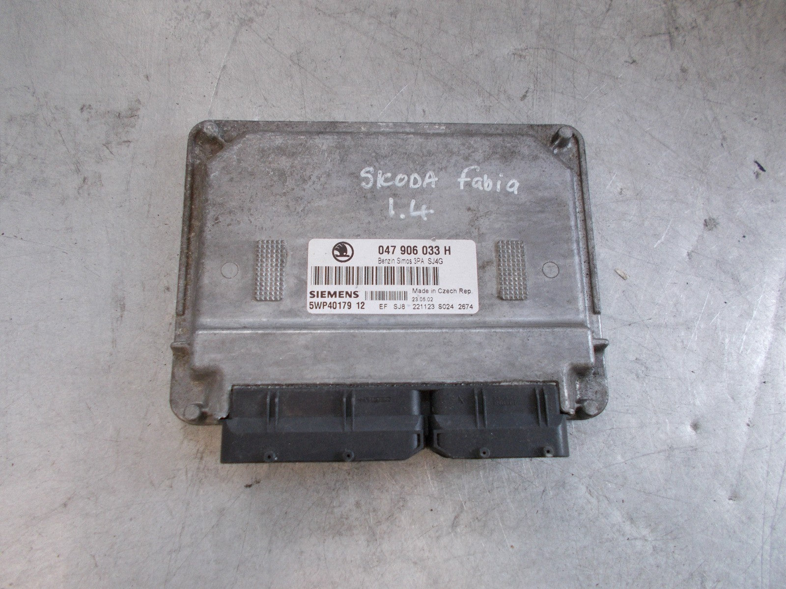 2002 SKODA FABIA 6Y MPI MK1 1.4 PETROL ENGINE ECU 047906033H 5WP40179