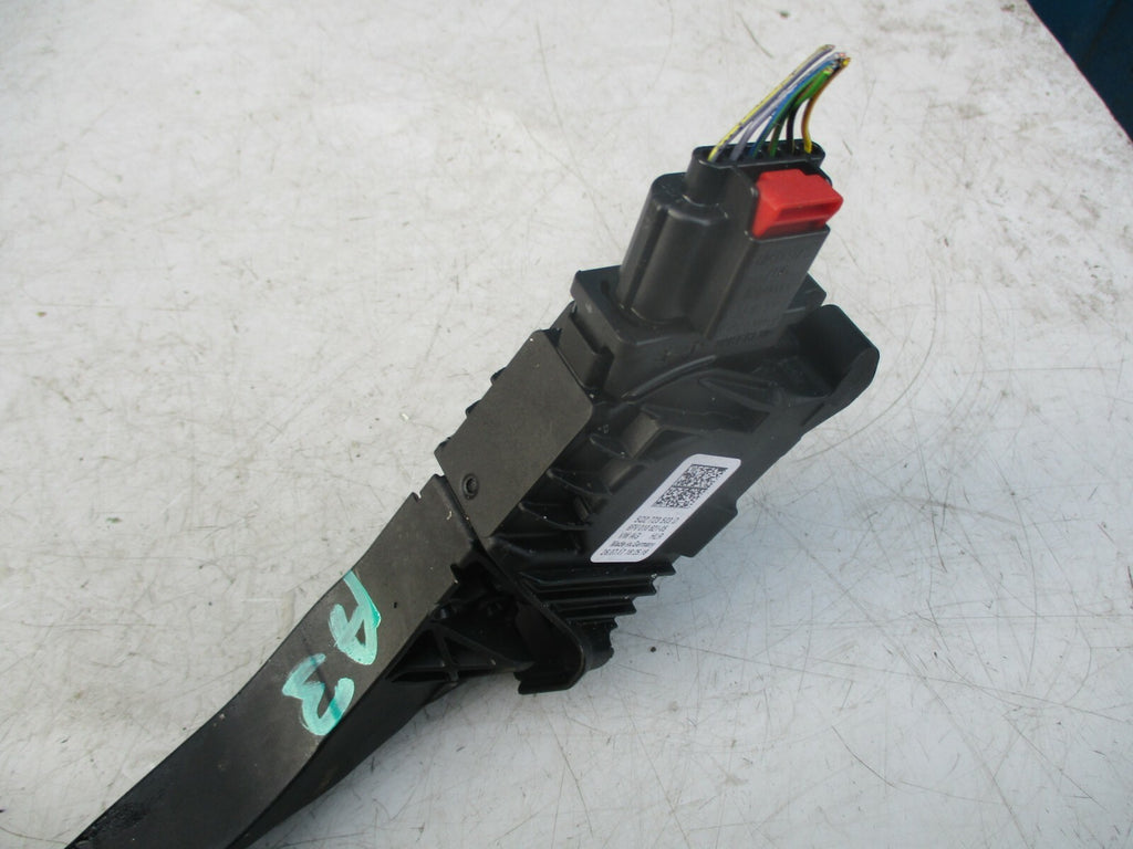 AUDI A3 8V S LINE 2.0 TDI 2017 ELECTRONIC ACCELERATOR THROTTLE PEDAL 5Q2723503D