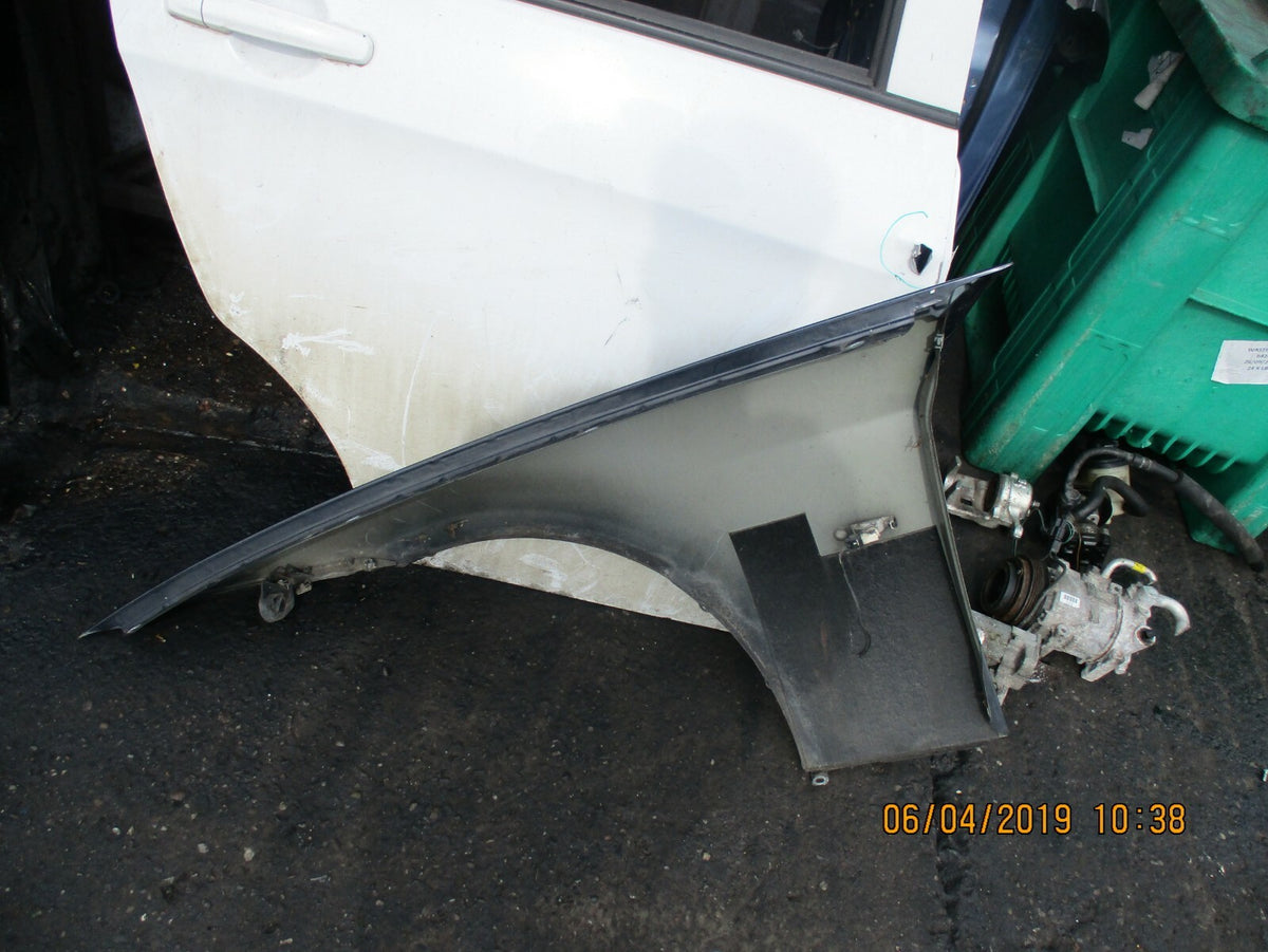 BMW 3 SERIES E90 OS DRIVER SIDE WING PANEL A35 MONCAO BLUE