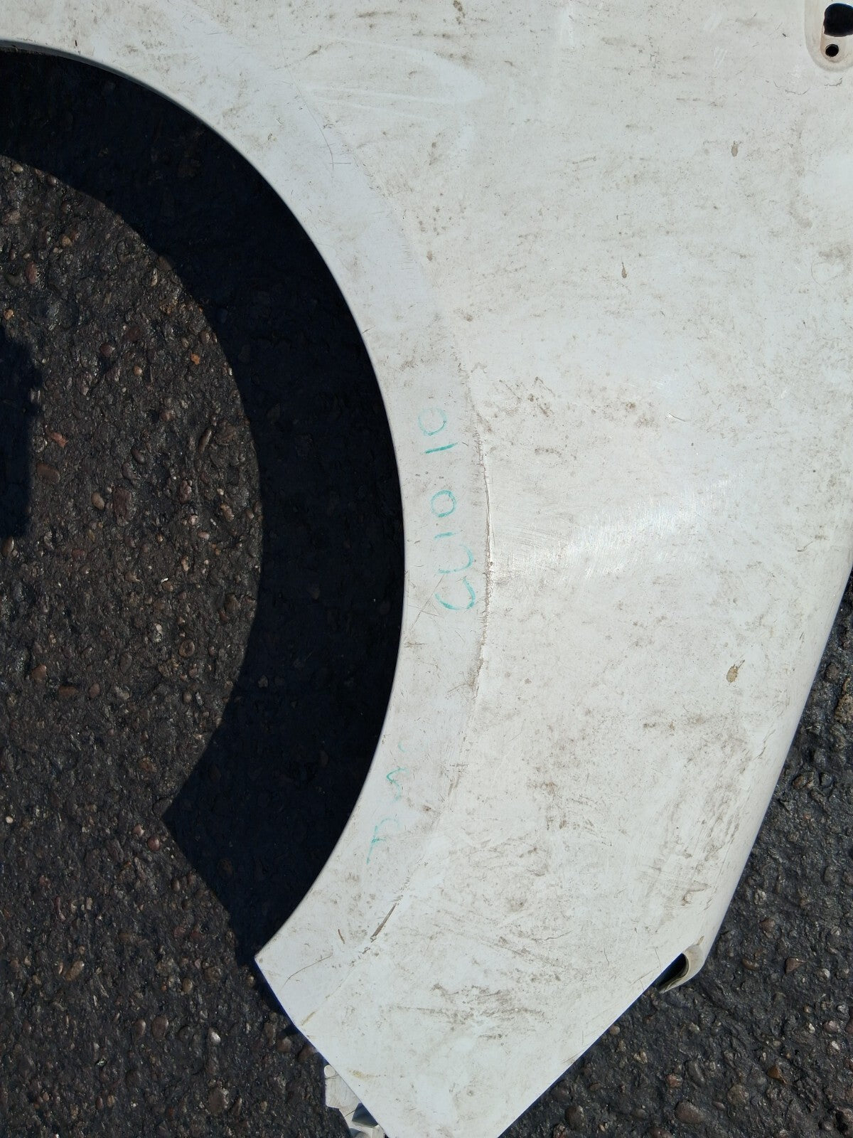 RENAULT CLIO MK3 2010 OS DRIVER SIDE WING PANEL WHITE