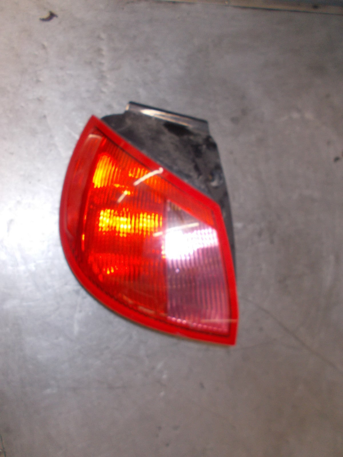 MITSUBISHI COLT 2005 OSR DRIVER SIDE REAR LIGHT TAIL LIGHT 27850202