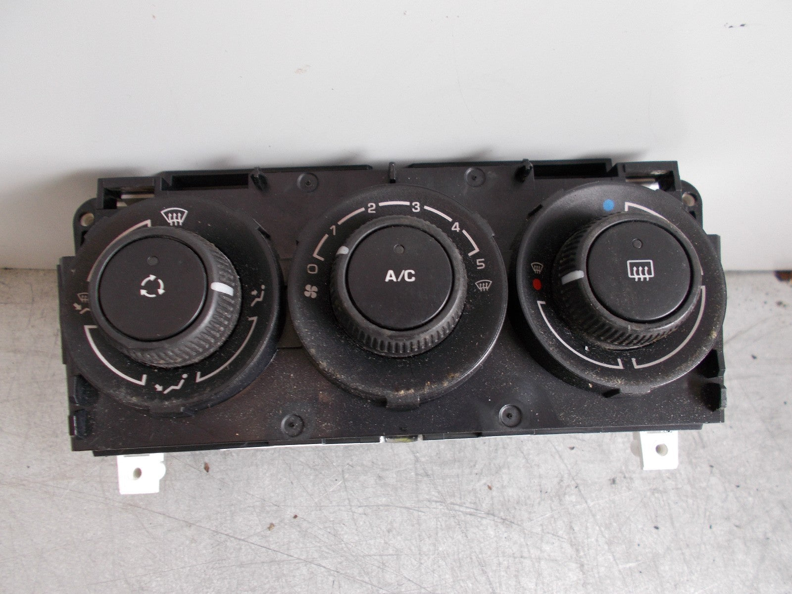 2008 PEUGEOT 308 AC HEATER CLIMATE CONTROL PANEL UNIT SWITCH 69940002